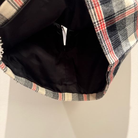 NWT- The Selects KWE Plaid Fringe Women's Skirt Size 1 - Picture 6 of 8